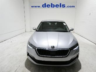 damaged passenger cars Skoda Scala AMBITION 2020/1