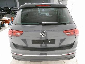 Volkswagen Tiguan LIFE picture 10