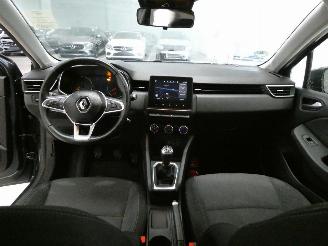 Renault Clio V picture 11