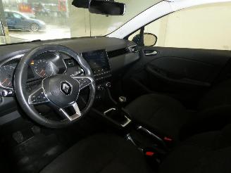 Renault Clio V picture 12