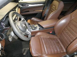 Alfa Romeo Stelvio 2.2D B-TECH picture 18