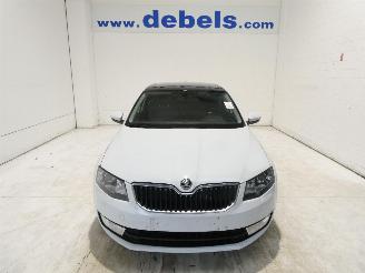 uszkodzony samochody osobowe Skoda Octavia AMBITION 2015/2