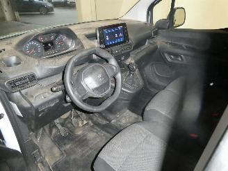 Peugeot Partner 1.5D  PREMIUM picture 16