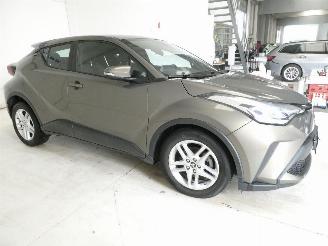 Toyota C-HR  picture 11
