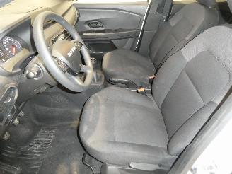 Dacia Sandero III ESSENTIA picture 23