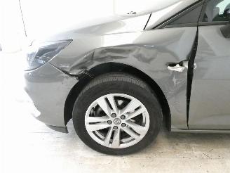 Opel Astra SPORTS TOURER picture 4