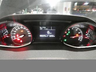 Peugeot 308 SW GT LINE picture 17