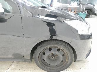 Peugeot 208 LIKE picture 11