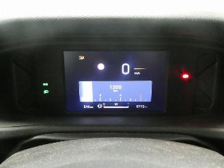 Jeep Avenger LONGITUDE picture 16