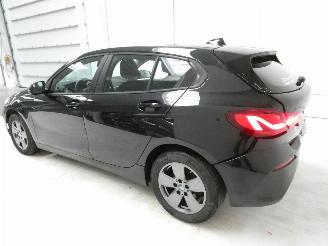 BMW 1-serie 1.5D  D picture 4