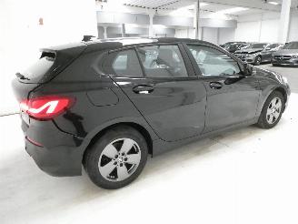 BMW 1-serie 1.5D  D picture 7