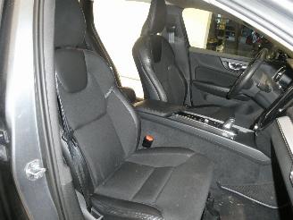 Volvo V-60 CROSS COUNTRY CO picture 19