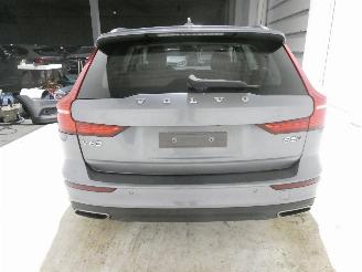 Volvo V-60 CROSS COUNTRY CO picture 11