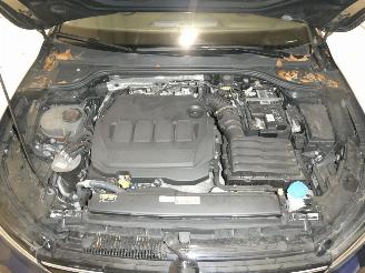 Volkswagen Golf 2.0D VARIANT LIFE picture 22