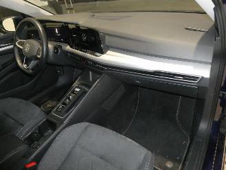 Volkswagen Golf 2.0D VARIANT LIFE picture 13