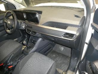 Ford Transit COURIER TREN picture 24