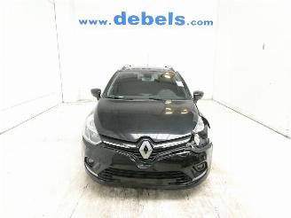 Vaurioauto  passenger cars Renault Clio IV GRANDTOUR 2021/1
