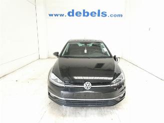 Schadeauto Volkswagen Golf COMFORTLINE 2019/6