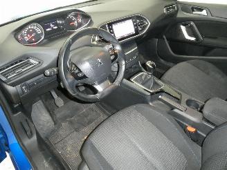 Peugeot 308 BERLINE picture 13