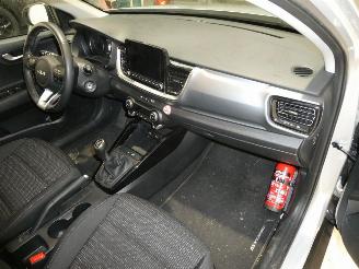 Kia Stonic  picture 11