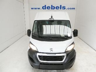 krockskadad bil bedrijf Peugeot Boxer 2.2 D 2023/3