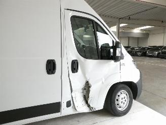 Peugeot Boxer 2.2 D picture 8