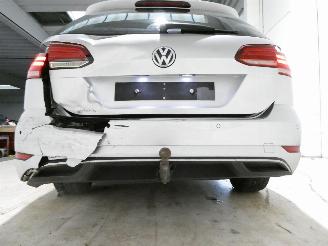 Volkswagen Golf 1.6D VARIANT COMFORT picture 8