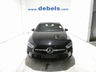 Damaged car Mercedes A-klasse 1.2 E 2022/8