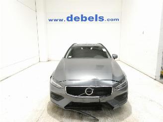 krockskadad bil auto Volvo V-60 2.0D 2019/5