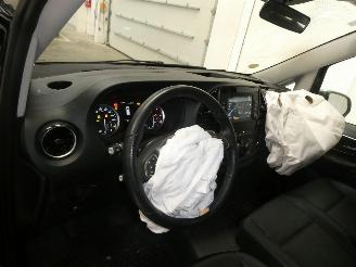 Mercedes Vito 2.0 D CDI LANG picture 17
