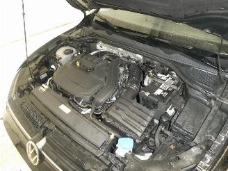 Volkswagen Golf LIFE picture 25