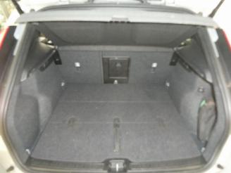 Volvo XC40 MOMENTUM picture 19