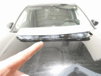 Land Rover Discovery Sport 2.0D SPORT picture 4