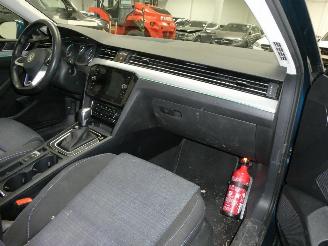 Volkswagen Passat GTE picture 11