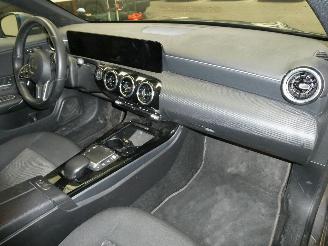 Mercedes Cla-klasse 2.0D  180 D picture 12