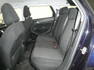Peugeot 308 II SW STYLE picture 22