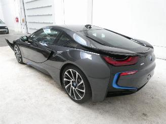 BMW i8  picture 7