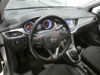 Opel Astra 1.6D  EDITION picture 24