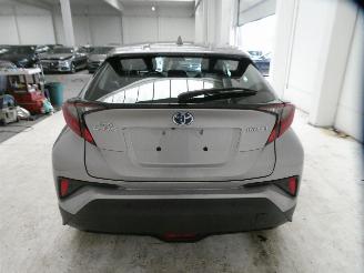 Toyota C-HR  picture 6