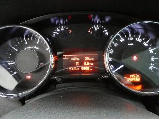 Peugeot 3008 1.2 picture 18