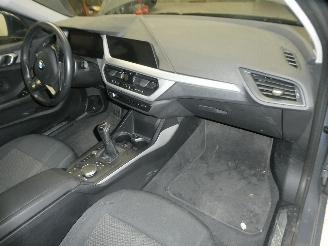 BMW 1-serie HATCH 1.5D picture 19