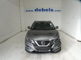 damaged passenger cars Nissan Qashqai  2021/3