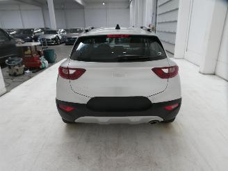 Kia Stonic 100 PULSE DCT picture 7