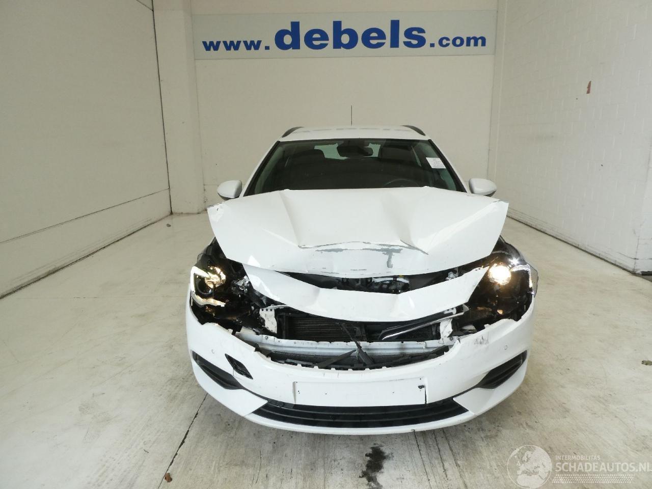 Opel Astra EDITION