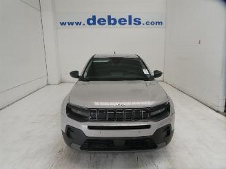 skadebil auto Jeep Avenger LONGITUDE 2024/5
