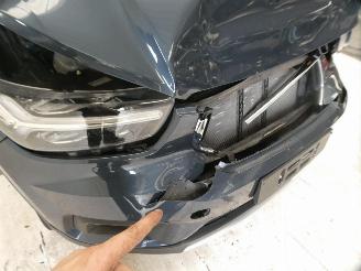 Volvo XC40 MOMENTUM picture 11