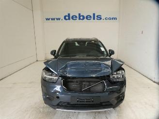 Schadeauto Volvo XC40 MOMENTUM 2021/9