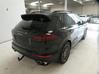 Porsche Cayenne E-HYBRID picture 7