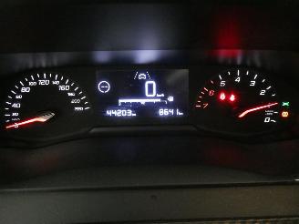 Peugeot 208 LIKE picture 13