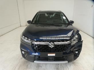 Suzuki SX4 S-CROSS picture 2